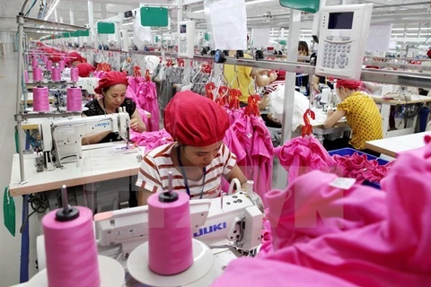 Sector de confección y textil de Vietnam va viento en popa