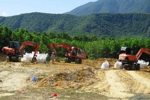 Vietnam no permite la importación de 160 toneladas de “lodo de bauxita”