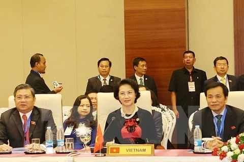 Parlamentos de ASEAN se comprometen a cooperar para resolver desafíos