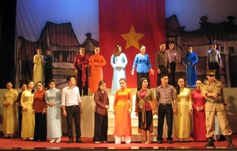 Ninh Binh acoge festival de teatro tradicional