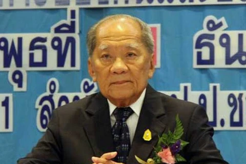 Nombrado exprimer ministro de Tailandia jefe interino del Consejo Privado