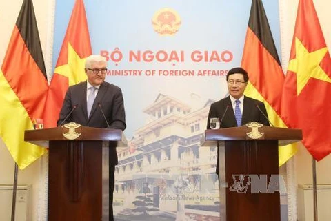 Vietnam y Alemania por impulsar cooperación en todas las esferas
