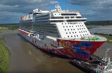 Crucero de lujo trae más de dos mil visitantes a destinos emocionantes de Vietnam