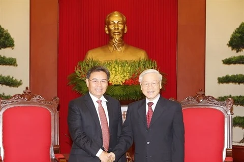Líder partidista de Vietnam se reúne con jefe de organización de masas de Laos
