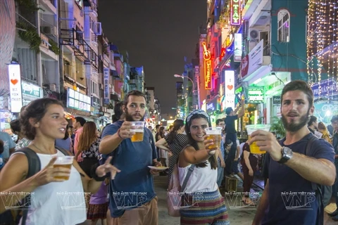 [Fotos] Bui Vien, “barrio occidental” en Ciudad Ho Chi Minh