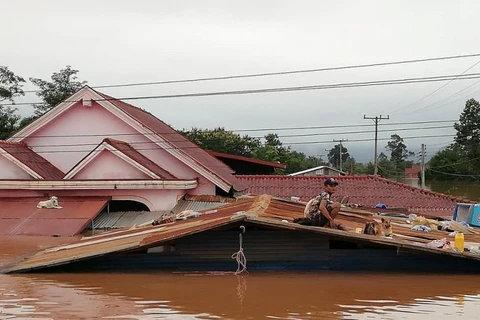 (Fotos) El colapso de presa hidroeléctrica en Laos