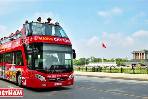 (Fotos) Hanoi con servicio de bus turístico de dos pisos