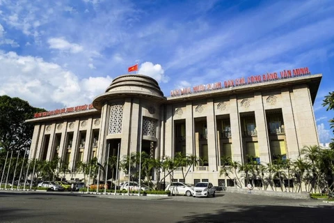 Aumenta Banco Estatal de Vietnam apoyo a empresas afectadas por el COVID-19