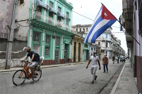 Cuba abandera espíritu resiliente en lucha contra el COVID-19