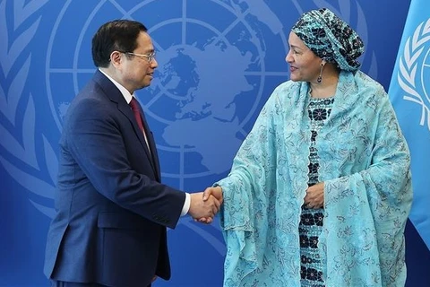 Primer ministro de Vietnam se reúne con líderes de Naciones Unidas