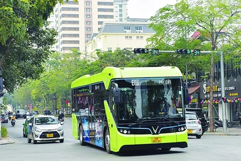 Hanoi aplica medidas para desarrollar el transporte ecológico