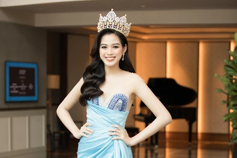 Celebran concurso Miss Mundo Vietnam 2021