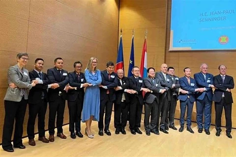 Vietnam participa en el Día de ASEAN en Luxemburgo