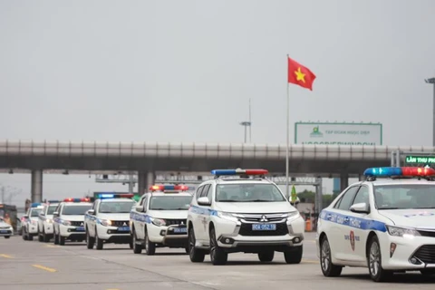 Policía de tránsito de Vietnam inicia campaña de seguridad de cara a importantes efemérides