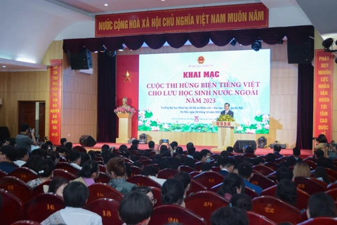 Promueven aprendizaje de idioma vietnamita mediante concurso de Oratoria 
