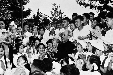 [Fotos] Presidente Ho Chi Minh y su gran amor por los niños