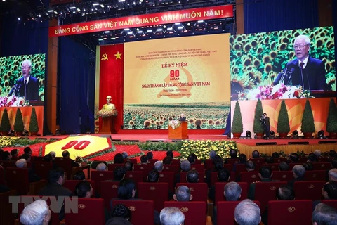[Foto] Solemne mitin por el 90 aniversario de la fundación del Partido Comunista de Vietnam