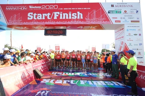 [Foto] Competencia de maratón en la isla de Ly Son