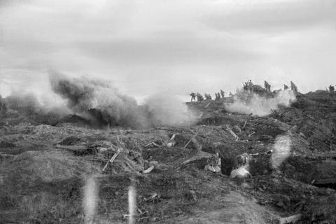 70 años de la victoria de Dien Bien Phu: segundo ataque - 30 días de la cúspide del arte militar vietnamita