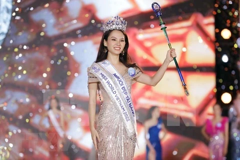 Huynh Nguyen Mai Phuong coronada Miss Mundo Vietnam 2022 