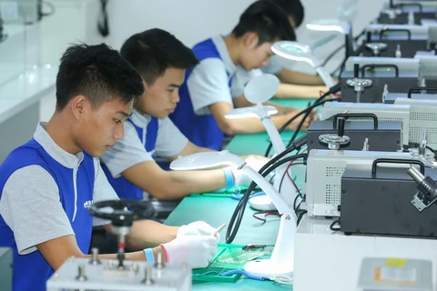 Escuelas vocacionales en Vietnam fortalecen la transformación digital