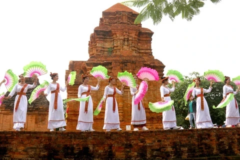 Festival Kate de etnia Cham reanima Binh Thuan