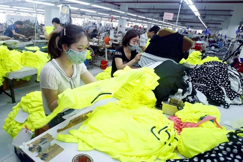 Calcula sector textil de Vietnam pérdidas de casi 500 millones de dólares por COVID-19