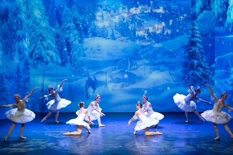 Bailarines rusos presentarán obra clásica “El cascanueces” en Vietnam 