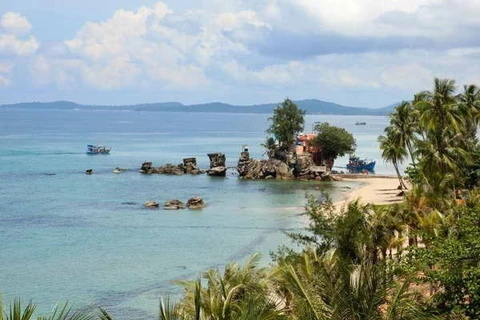 Nam Dinh invierte en economía basada en el mar y protección del medio ambiente