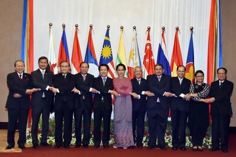 Vietnam asiste a reunión de cancilleres de ASEAN en Myanmar 