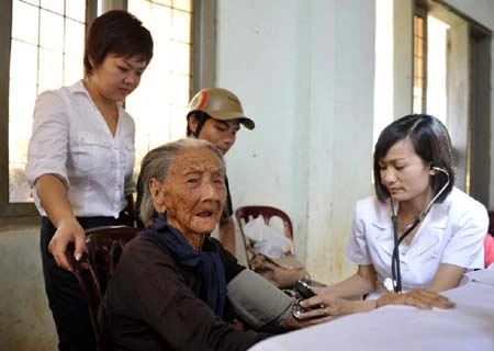 Piden mejorar calidad de medicina marítima de Vietnam