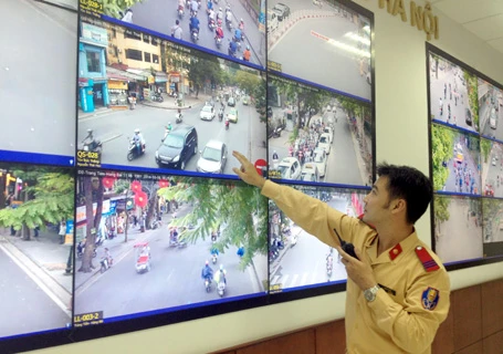 Proponen instalar más cámaras para supervisar tráfico en Hanoi