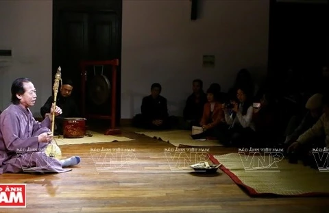 El Artista del Pueblo Xuan Hoach y el canto Xam