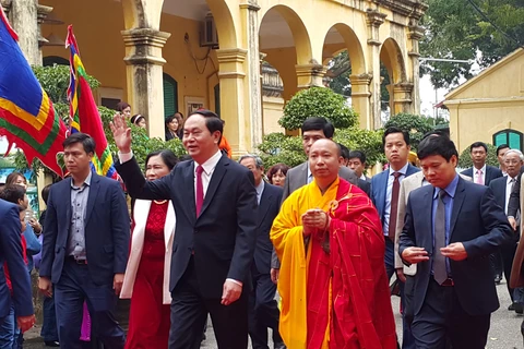 Presidente asiste a ceremonia tradicional en ciudadela imperial Thang Long