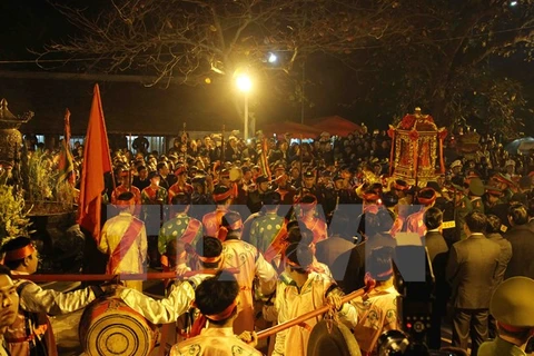 Ceremonia de Sello Real en provincia vietnamita atrae numerosos visitantes