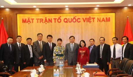 Organizaciones de masas de Vietnam y China fortalecen nexos