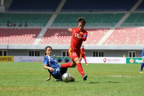 Selección femenina vietnamita de fútbol se reúne para campeonato asiático