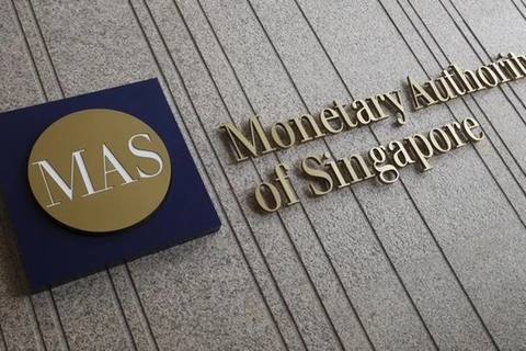 Singapur castiga a funcionarios bancarios relacionados con blanqueo de dinero