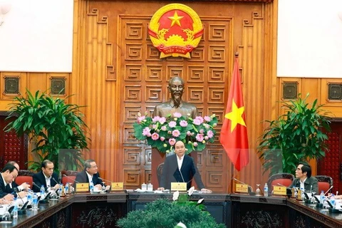 Premier vietnamita urge a mayor socialización en sector de transporte