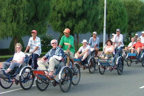 Crecen llegadas de turistas extranjeros a Vietnam