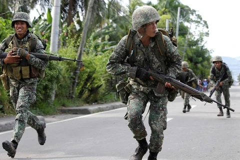 Filipinas: Rebeldes están dispuestos a debatir sobre tregua con Gobierno