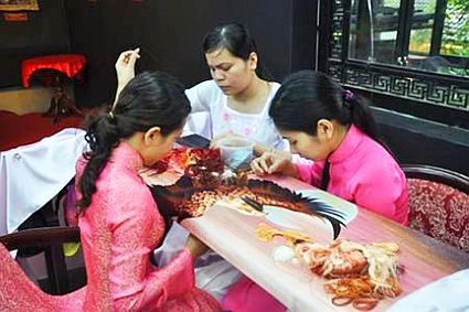 Festival en provincia vietnamita preserva oficios tradicionales 