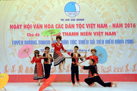 En Ciudad Ho Chi Minh Día cultural de etnias vietnamitas