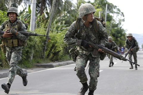 Extremistas extranjeros muertos en enfrentamientos en Filipinas