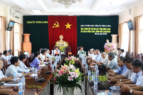Vinh Long efectúa diversas actividades conmemorativas de reunificación nacional