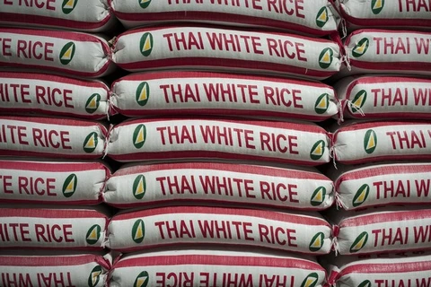 Tailandia continúa con la venta de su reserva de arroz
