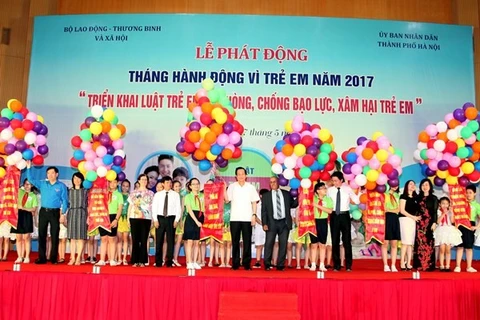 Lanzan en Vietnam mes de acción por la infancia