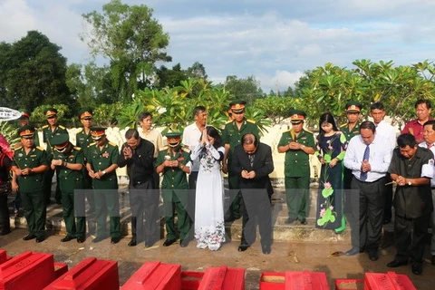 Repatrían restos de soldados voluntarios vietnamitas caídos en Camboya 