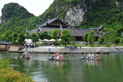 En Ninh Binh seminario sobre protección ambiental en zonas turísticas 