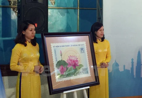 Vietnam publica colección de estampillas de la Comunidad de la ASEAN